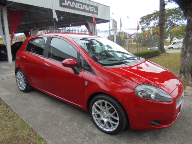 FIAT PUNTO ATTRACTIVE ITALIA 1.4 8V FLEX MEC.