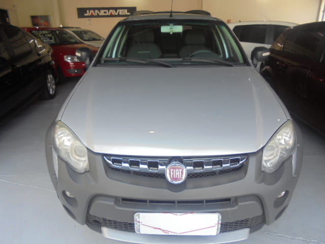 FIAT PALIO WEEKEND ADVENTURE LOCKER 1.8