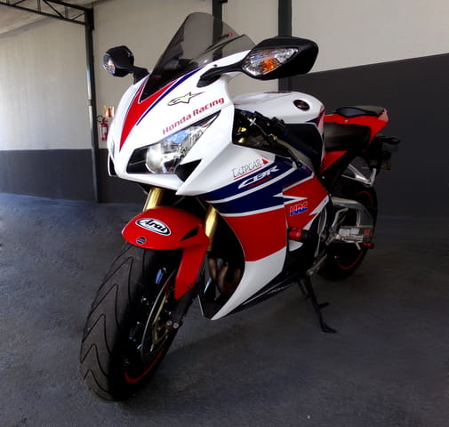 HONDA CBR 1000 RR FIREBLADE