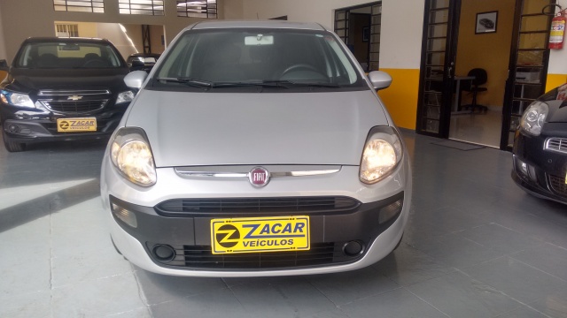 FIAT PUNTO ATTRACTIVE 1.4 FLEX MEC.