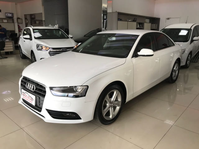 AUDI A4 1.8 TFSI ATTRACTION GASOLINA 4P MULTITRONIC